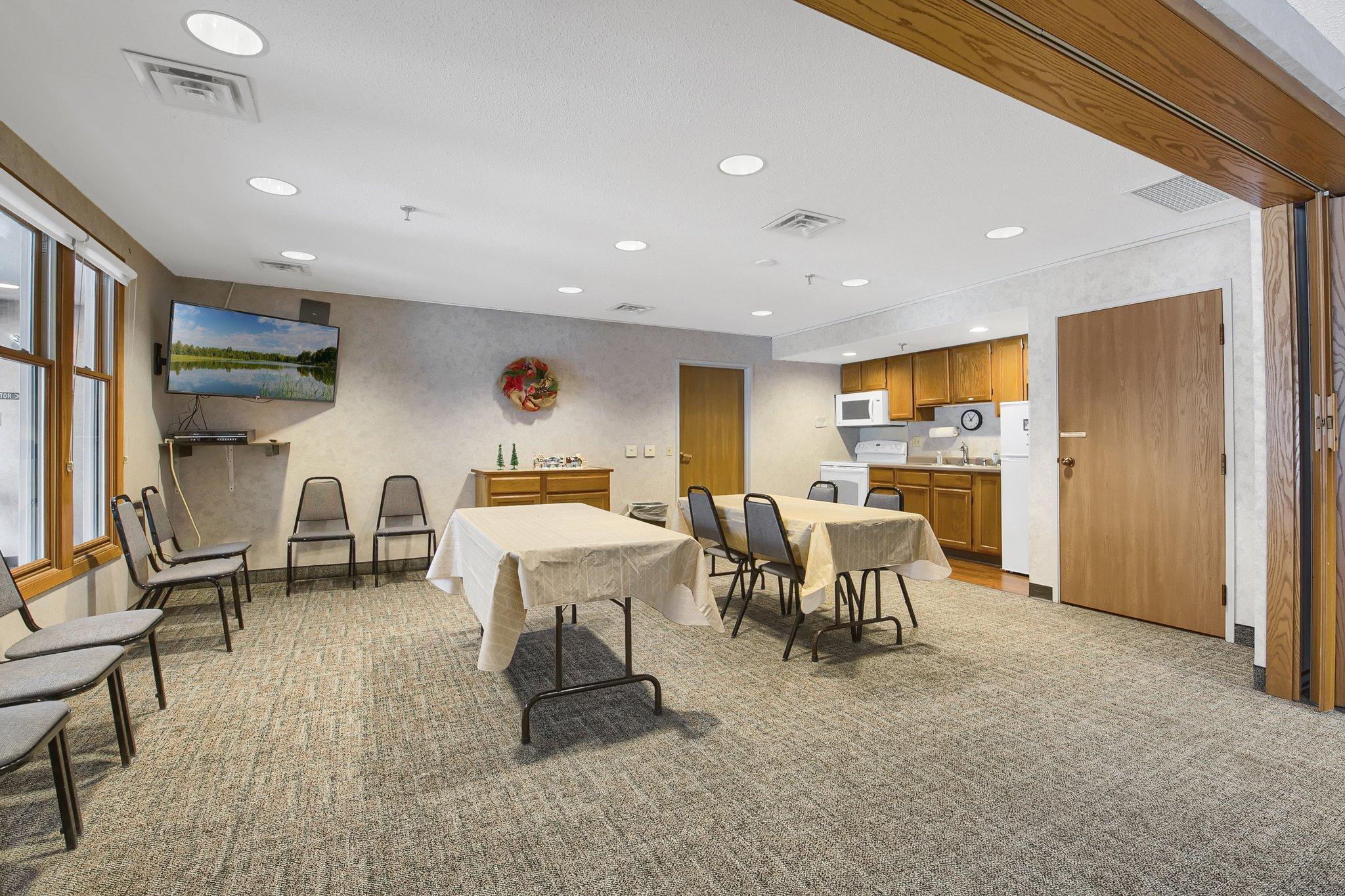 500 County B Road West, Unit 328 Roseville, MN 55113 - Photo 25 of 48