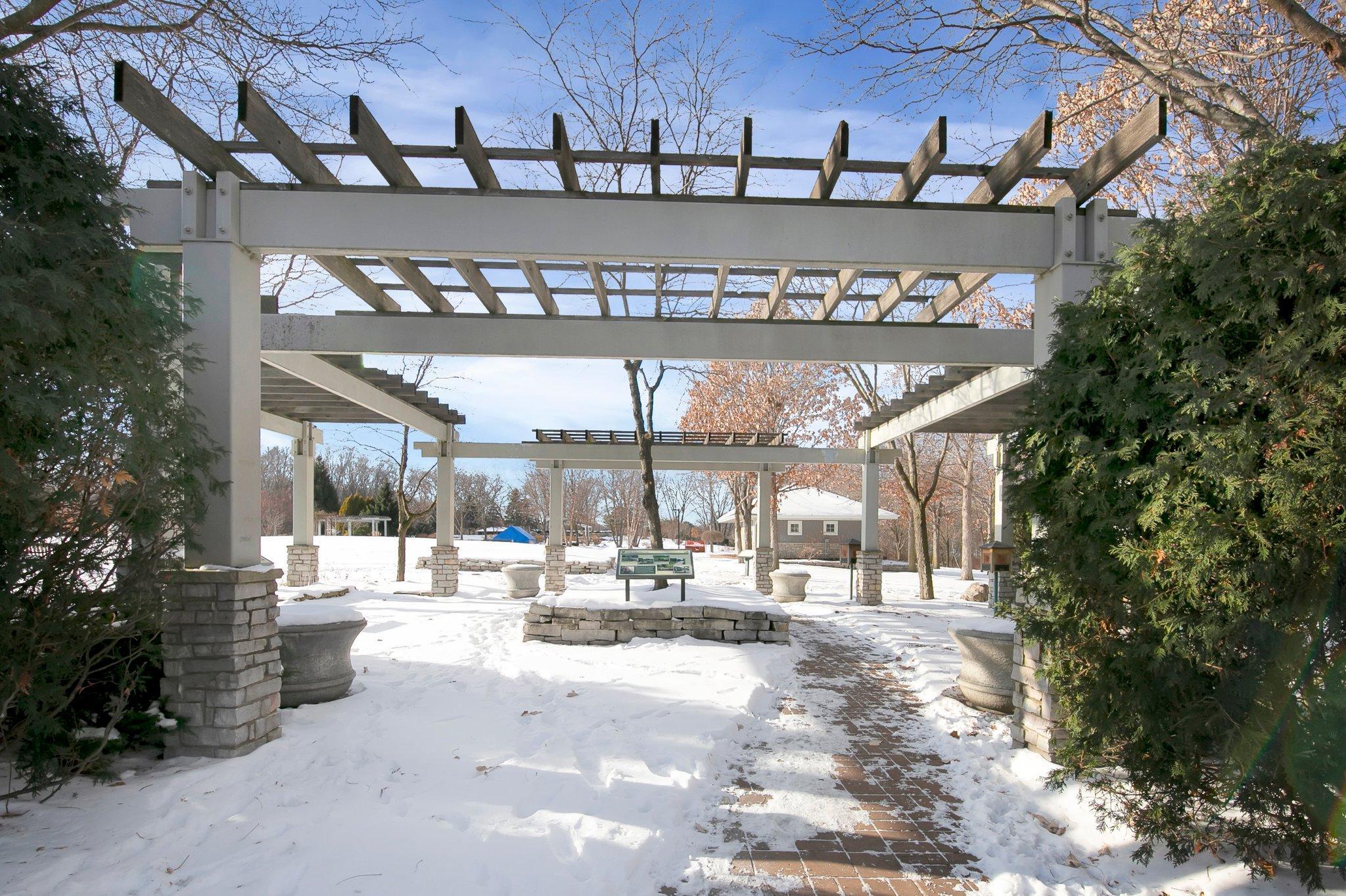 500 County B Road West, Unit 328 Roseville, MN 55113 - Photo 44 of 48