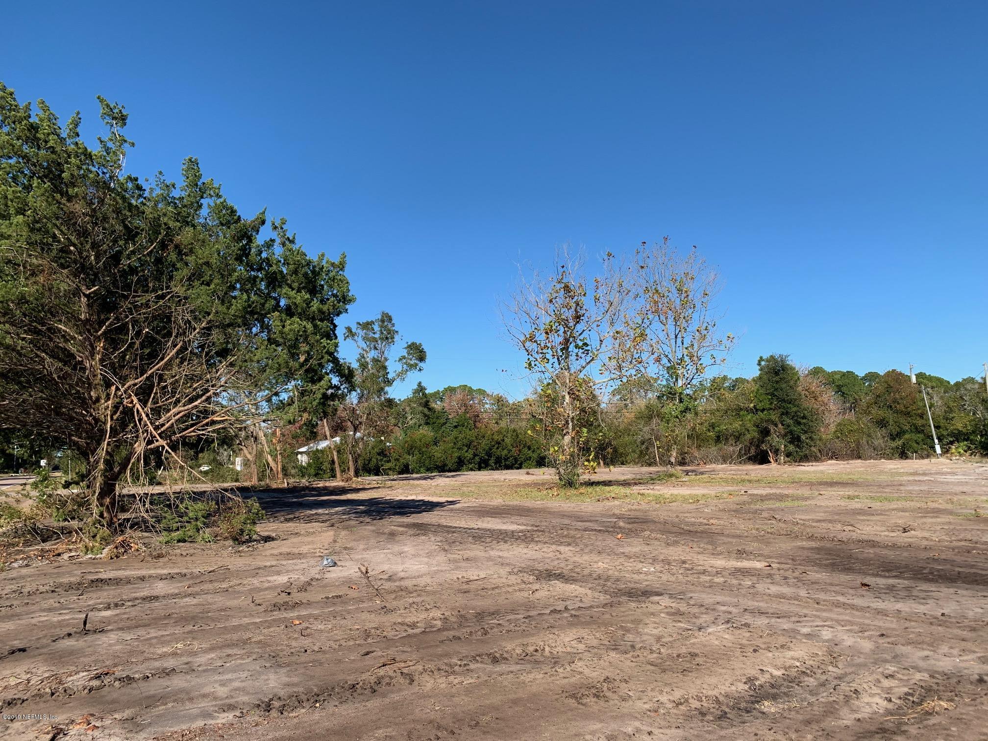 10451 Sawpit Road Jacksonville, FL 32226 - Photo 7 of 37 a view of a field with trees