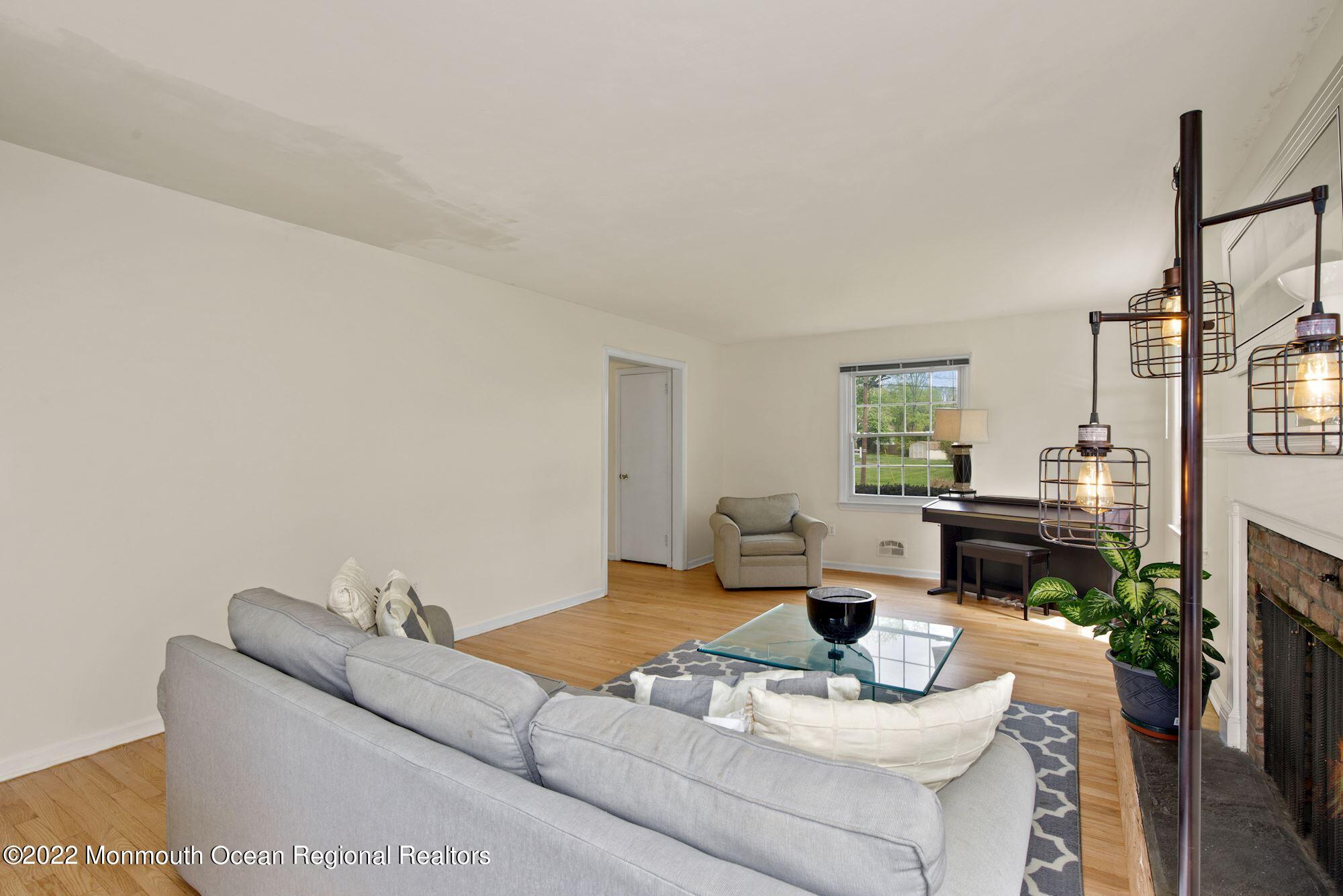 65 Pelican Road Middletown, NJ 07748 - Photo 11 of 48 020_65_PELICAN_ROAD_378500_708819