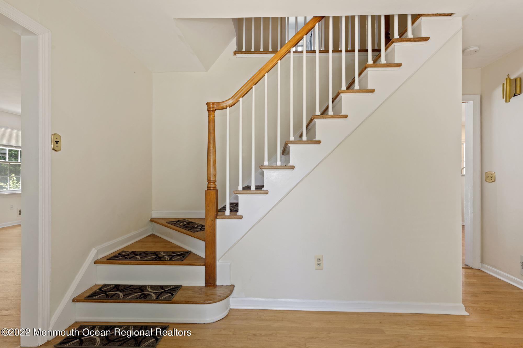 65 Pelican Road Middletown, NJ 07748 - Photo 6 of 48 056_65_Pelican_Road_378500_724713