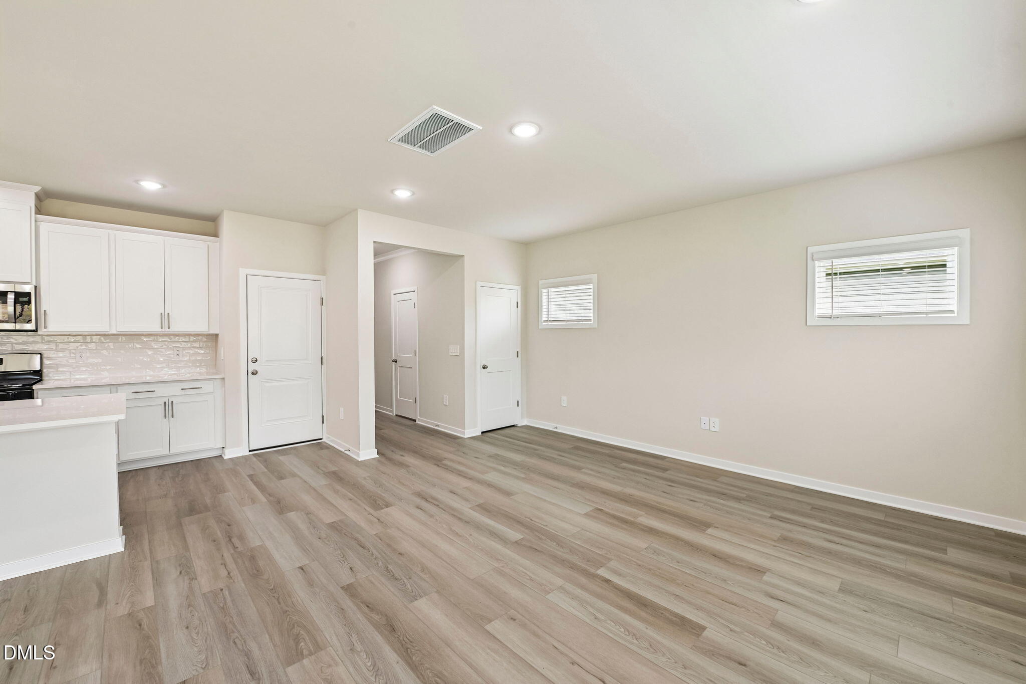 1513 Hatteras Road Durham, NC 27703 - Photo 11 of 43 11-web-or-mls-Raleigh - Avalon Place - 1