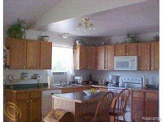 4908 Mack Road Howell, MI 48855 - Photo 2 of 5 kitchen