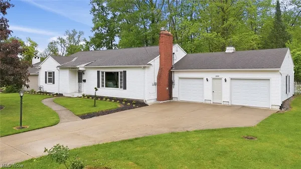 $225,000 | 229 Ridgewood Boulevard, Mansfield, OH 44907