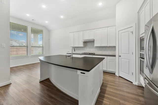 $2,600 | 22600 Fountaingrass Lane, Lago Vista, TX 78645