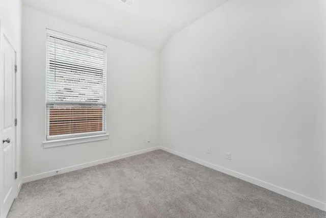 $2,600 | 22600 Fountaingrass Lane, Lago Vista, TX 78645