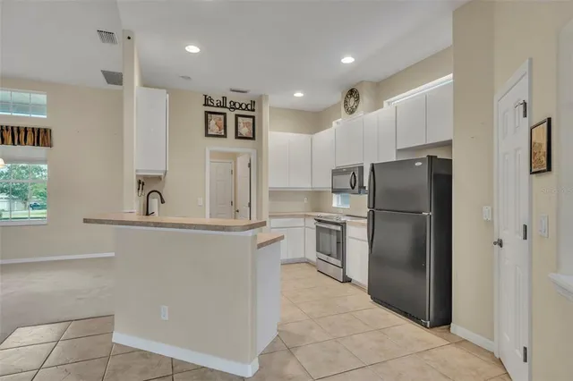 $315,000 | 5837 Bounty Circle, Tavares, FL 32778