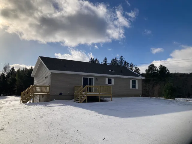 $529,000 | 60 Dinky Lane, Morristown, VT 05661