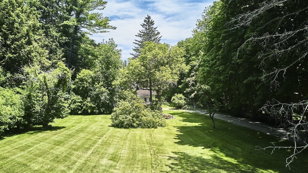 10 Prospect Hill Road Stockbridge, MA 01262 - Photo 11 of 36 Gallery Image 11