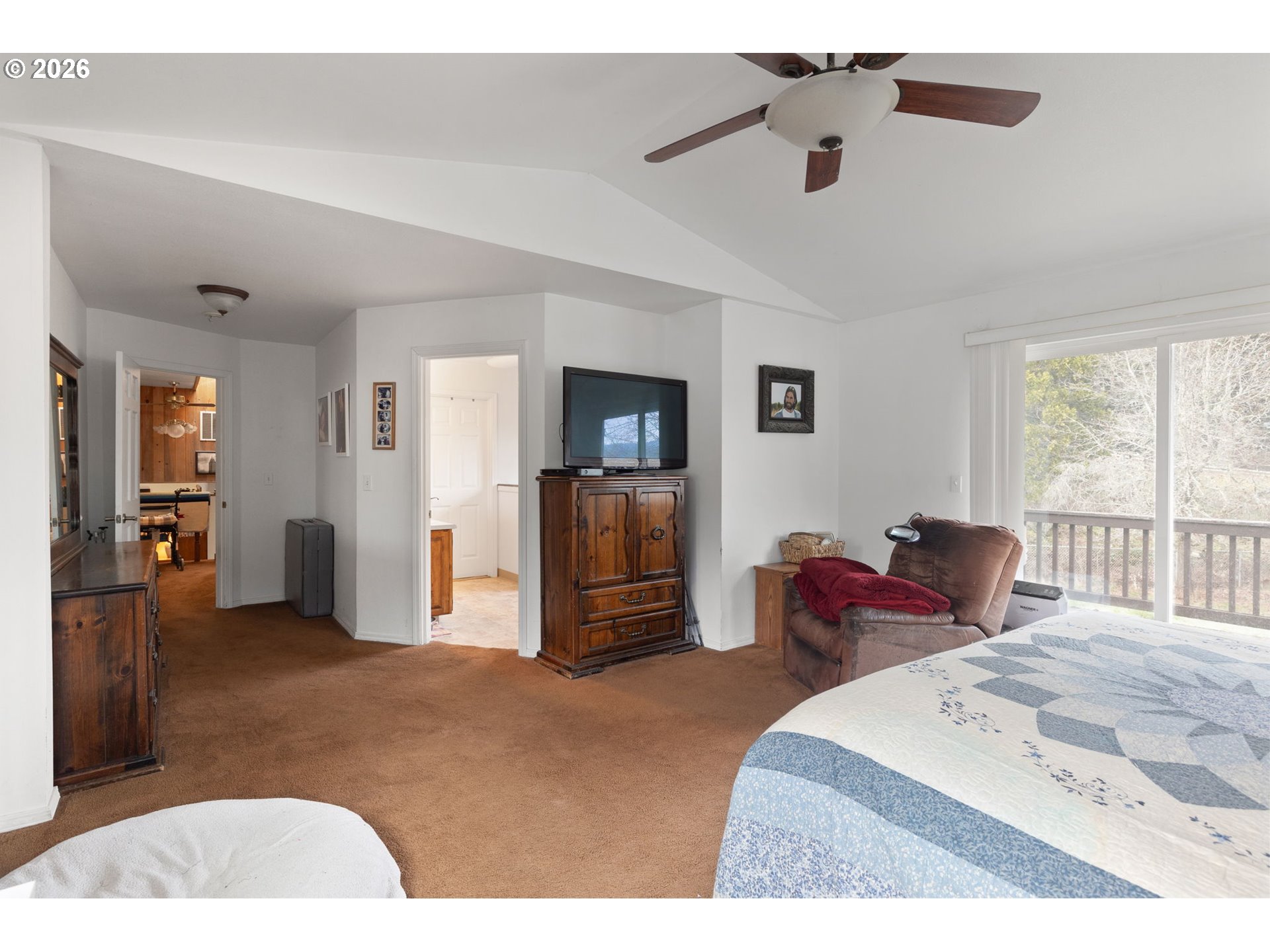 377 Fir Point Lane Glendale, OR 97442 - Photo 22 of 45
