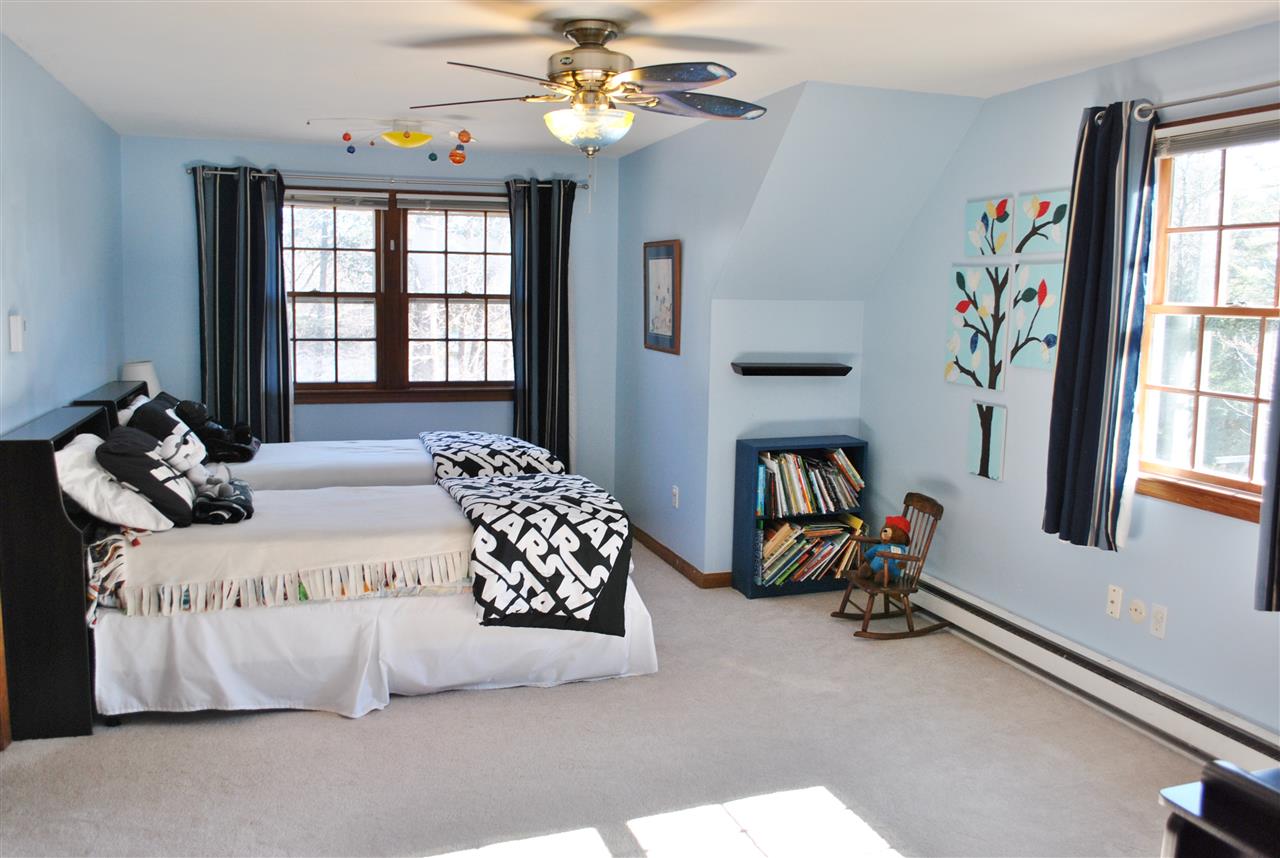 22 Pemberton Road Nashua, NH 03063 - Photo 17 of 28 Gallery Image 17
