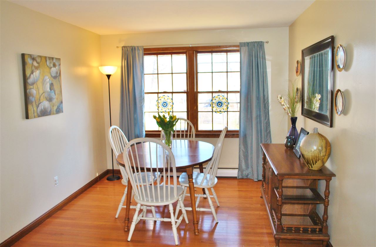 22 Pemberton Road Nashua, NH 03063 - Photo 8 of 28 Gallery Image 8