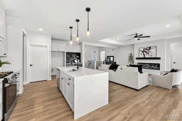 $775,000 | 805 Golden Bell Lane, O'Fallon, IL 62269