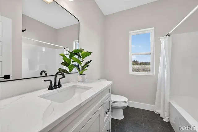 $775,000 | 805 Golden Bell Lane, O'Fallon, IL 62269