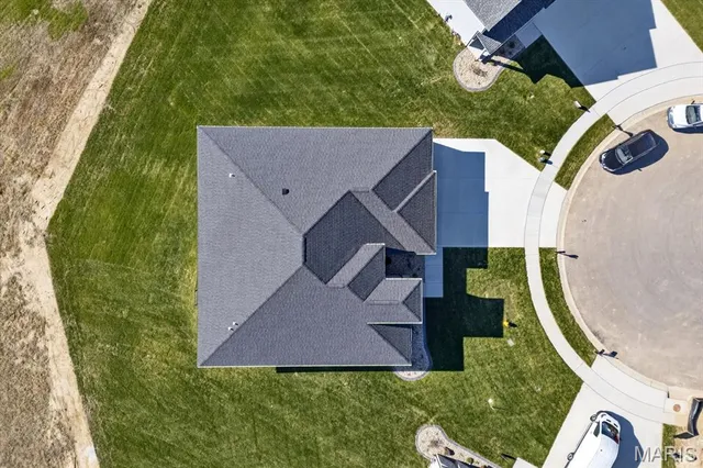 $775,000 | 805 Golden Bell Lane, O'Fallon, IL 62269