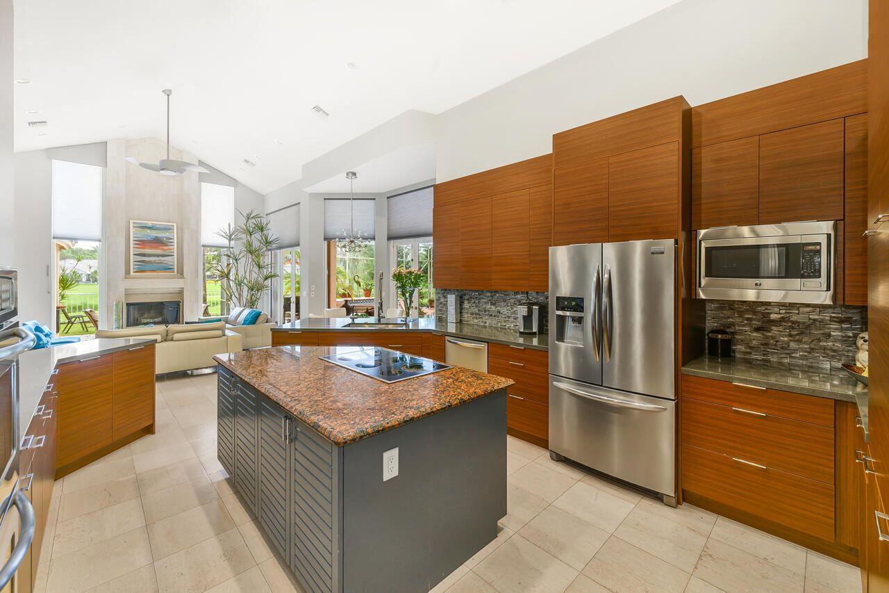 5852 Northwest 23rd Terrace Boca Raton, FL 33496 - Photo 11 of 52 20220929180309847534000000-o