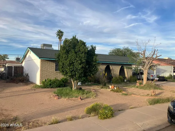 $2,500 | 4214 West Lewis Avenue, Phoenix, AZ 85009