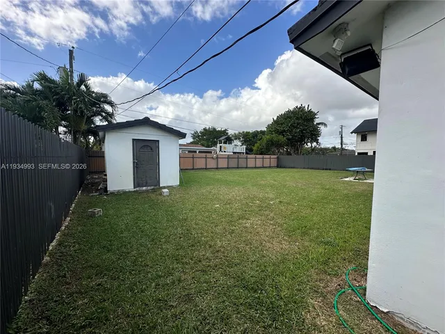a view of a house with a entertaining space