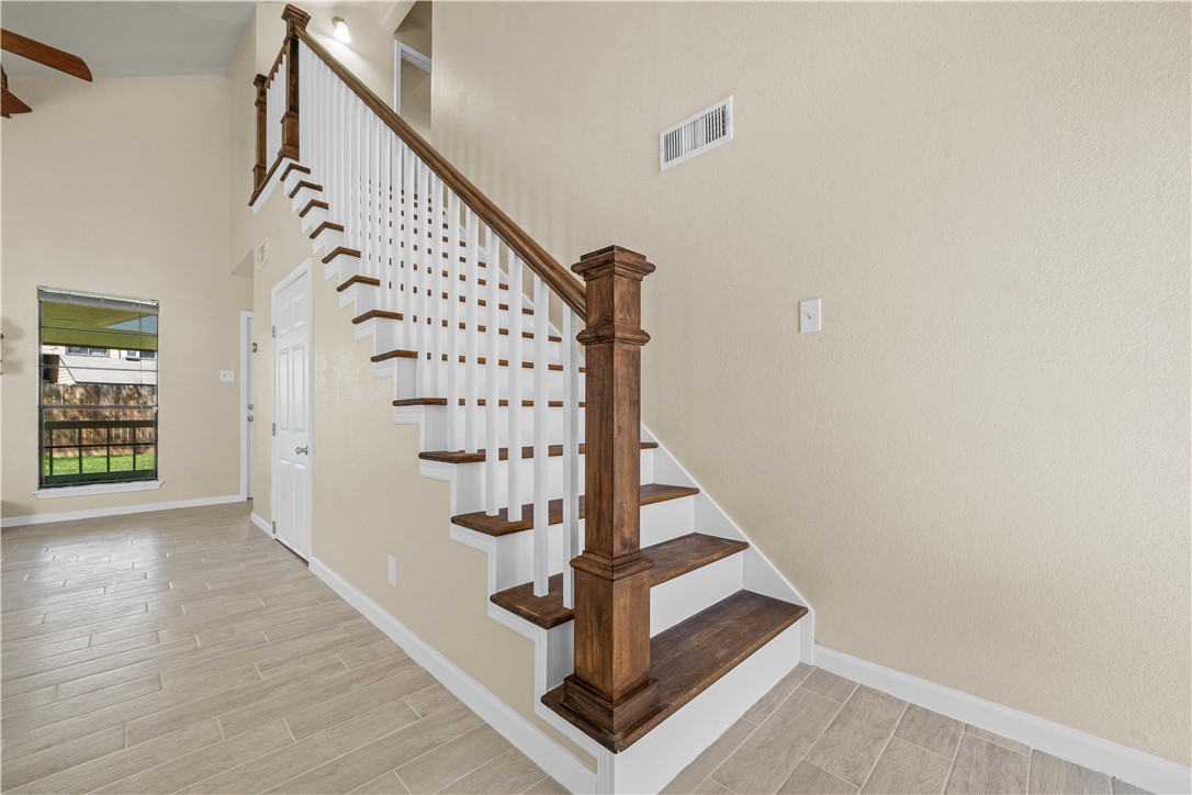 4418 Holly Ridge Drive Corpus Christi, TX 78413 - Photo 3 of 26