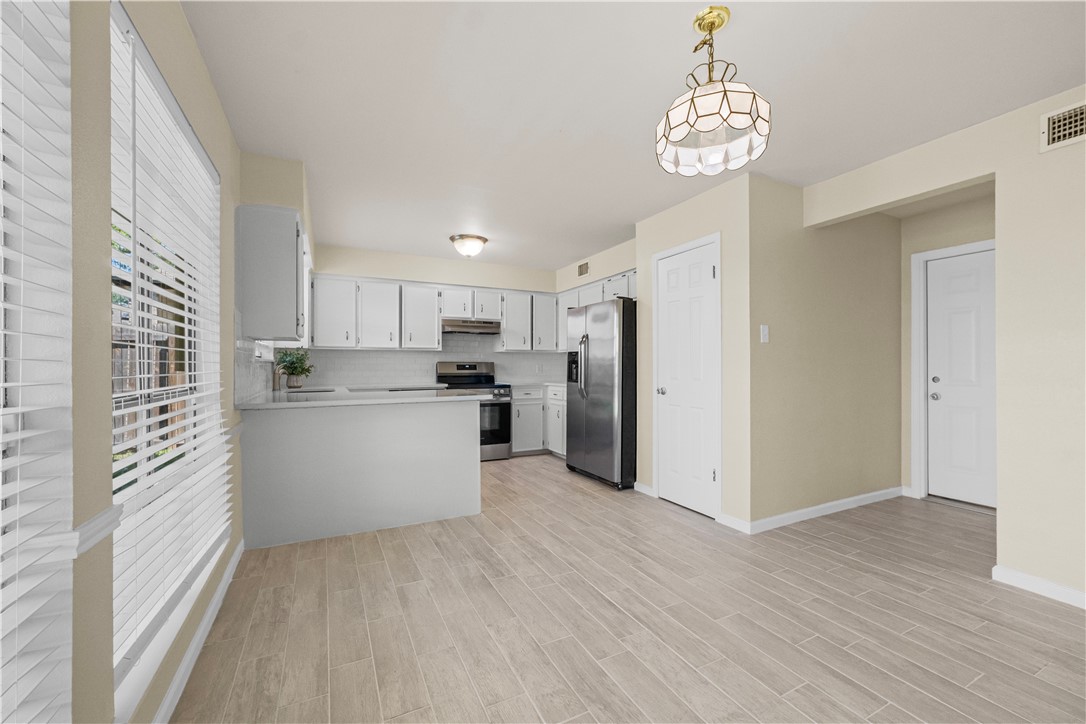 4418 Holly Ridge Drive Corpus Christi, TX 78413 - Photo 10 of 26