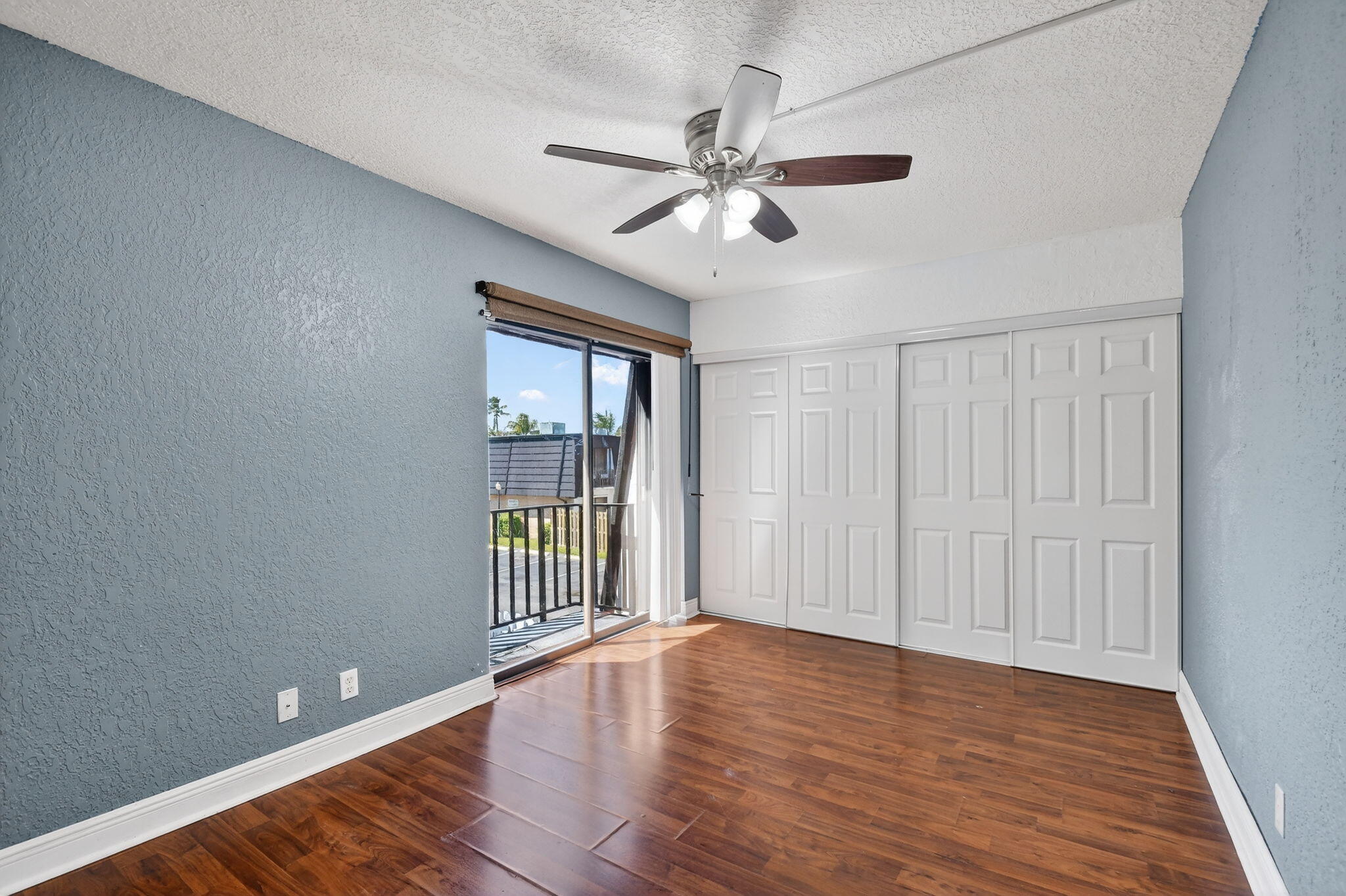320 Woodland Road Palm Springs, FL 33461 - Photo 37 of 49 40-web-or-mls-DSC_4960