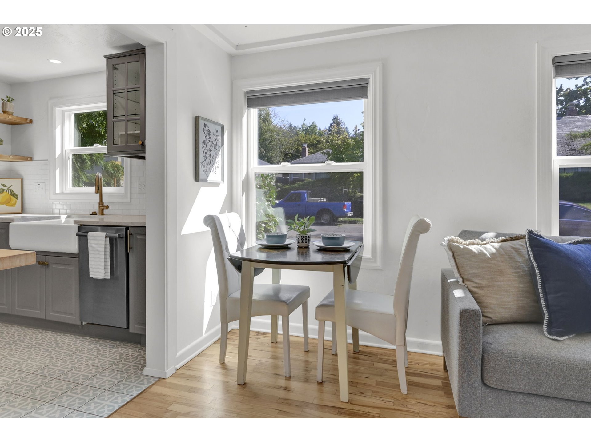 2424 Nixon Street Eugene, OR 97403 - Photo 16 of 48 a dining room with furniture and window