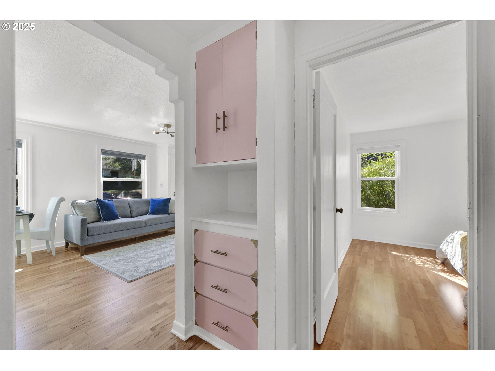 2424 Nixon Street Eugene, OR 97403 - Photo 30 of 48 a living room with furniture and a wooden floor
