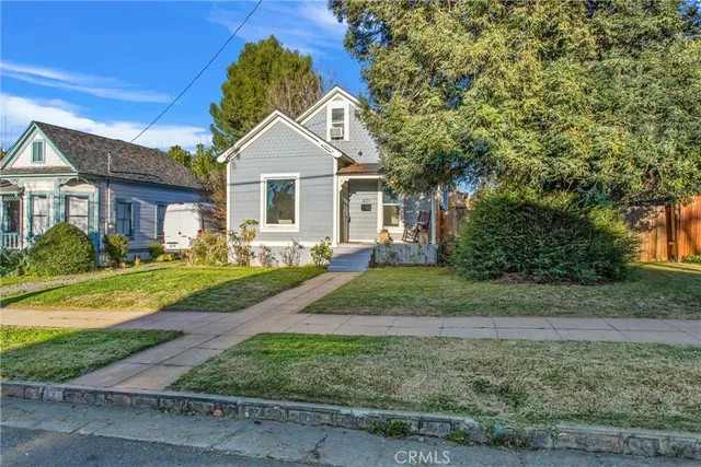 $649,999 | 421 La Verne Street, Redlands, CA 92373