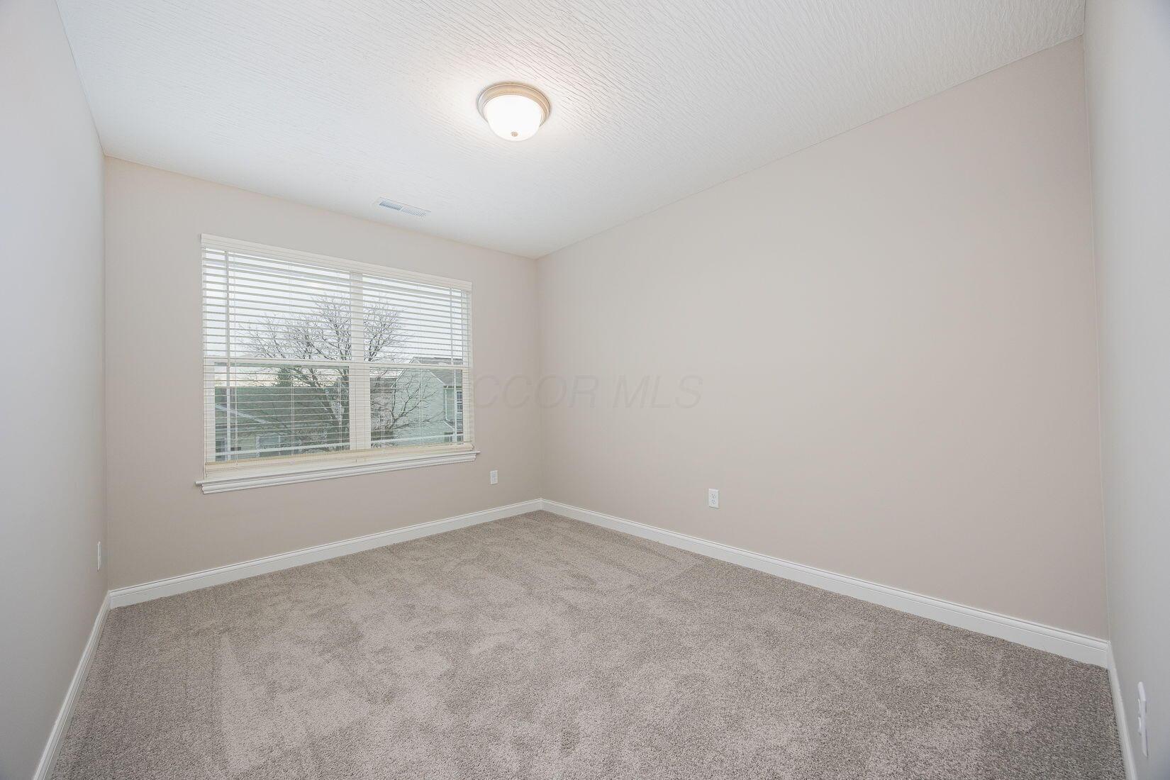 798 South Yearling Road Columbus, OH 43213 - Photo 25 of 28 Pictures are of the same model and not the actual property