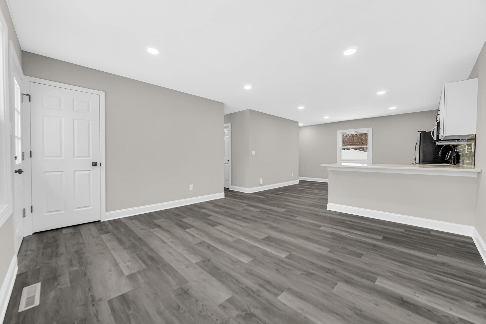 1172 Ralston Street Gary, IN 46406 - Photo 7 of 23 1920x1280