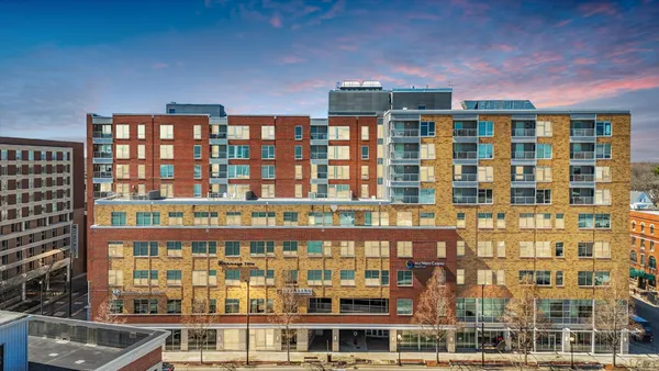$449,900 | 301 North Neil Street, Unit 608, Champaign, IL 61820