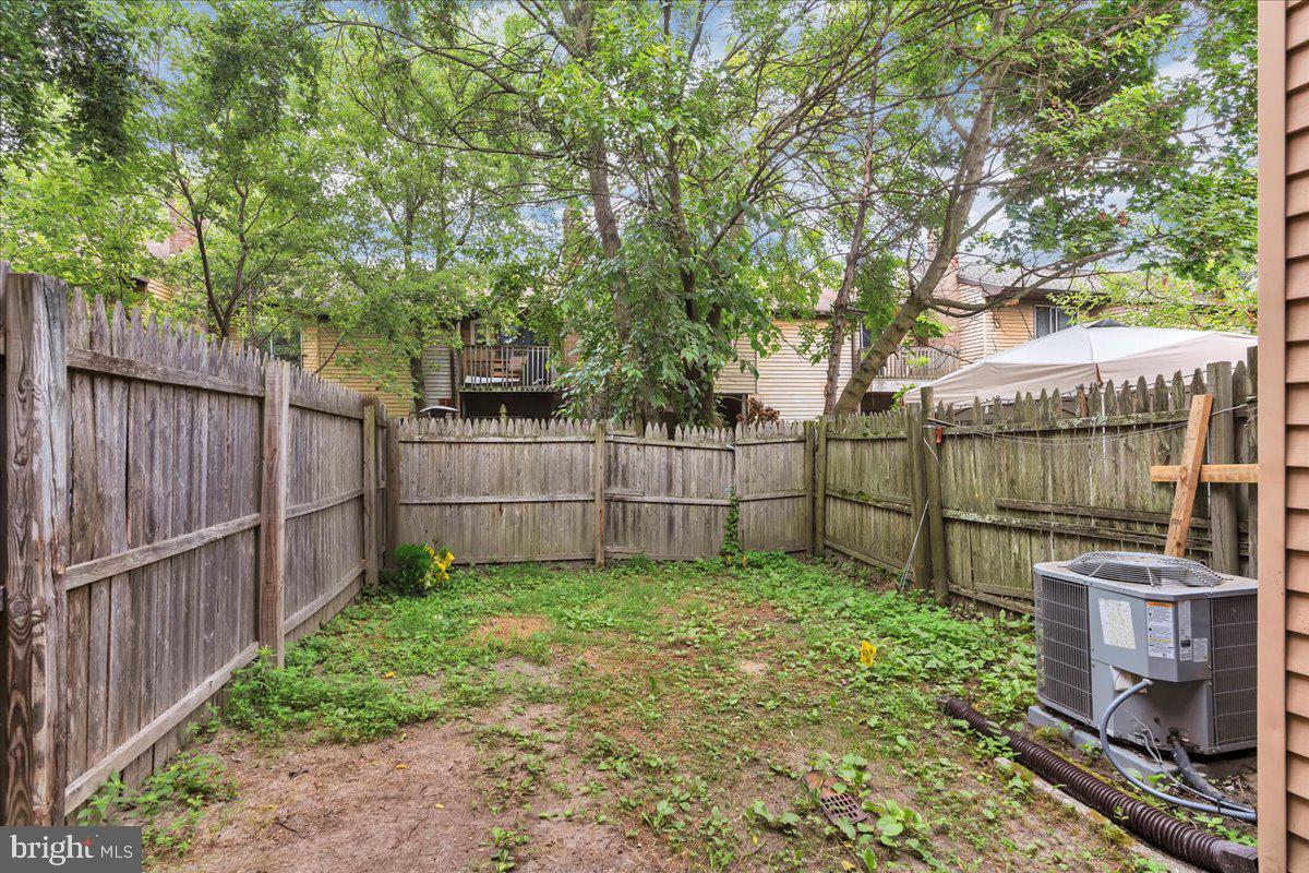 188 Via Cascata Drive Clementon, NJ 08021 - Photo 21 of 23 Fully fenced in yard