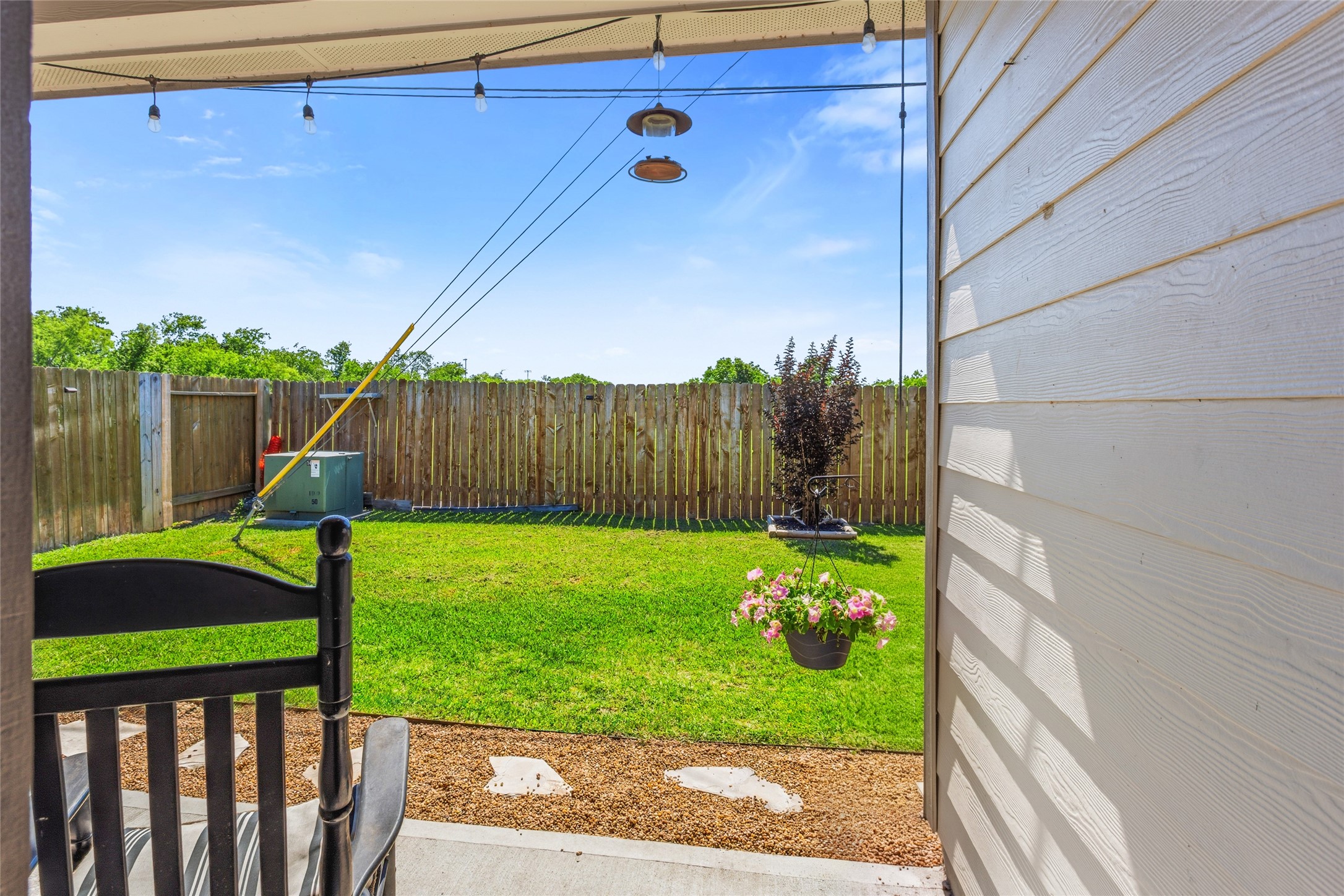 7254 Victorville Drive Rosharon, TX 77583 - Photo 21 of 27 a front view of a house with garden