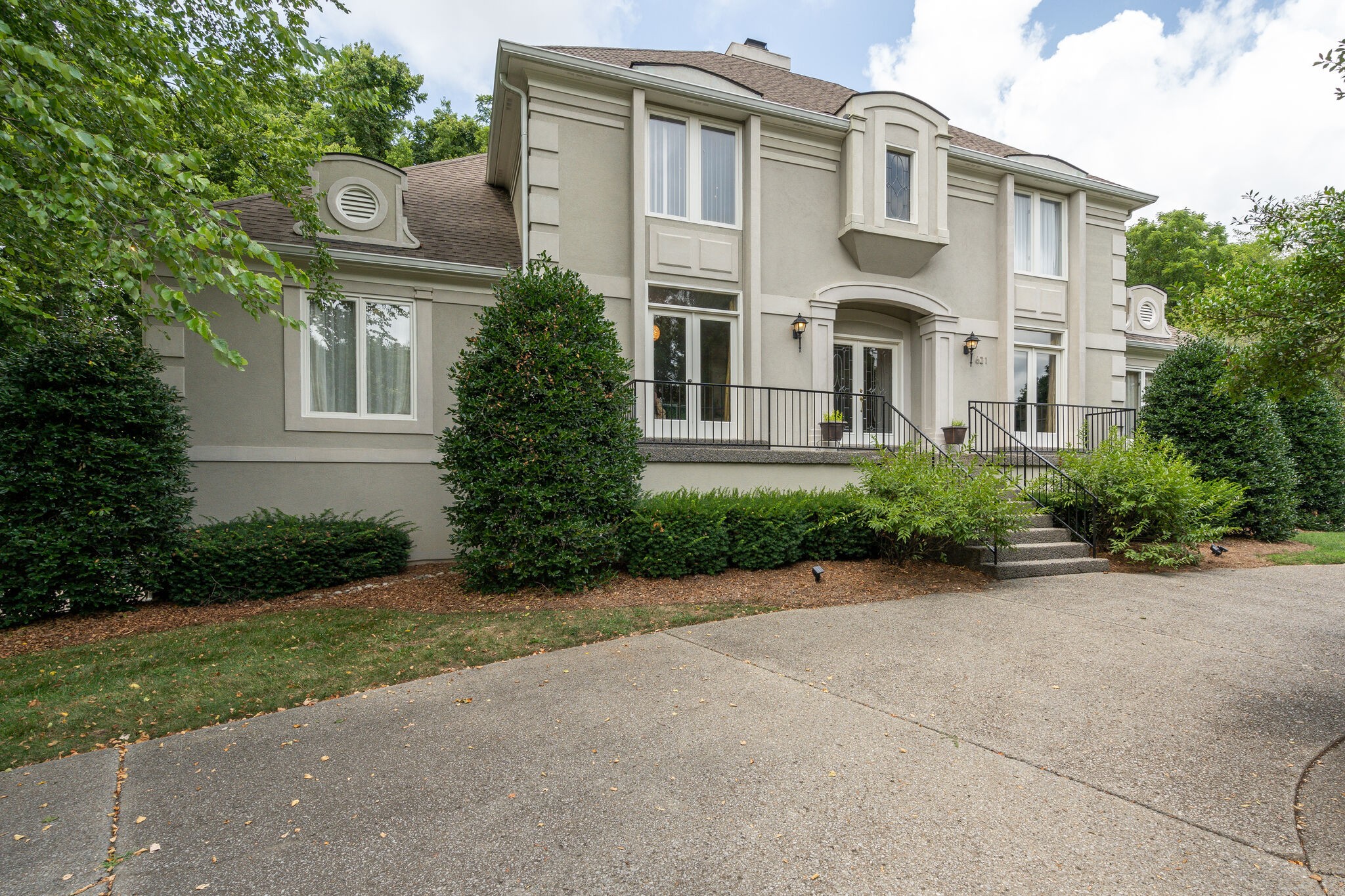 621 Post Oak Circle Brentwood, TN 37027 - Photo 2 of 50 front view of house with a yard