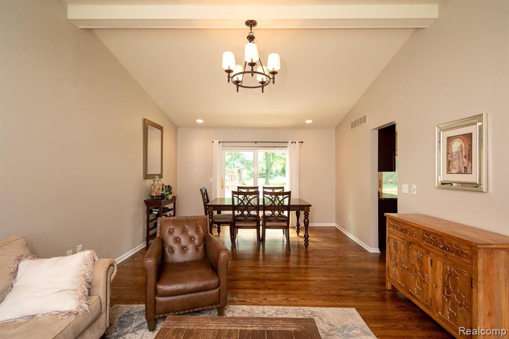 567 Lockport Road Rochester Hills, MI 48307 - Photo 6 of 29