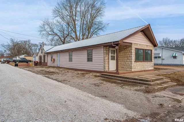 $35,000 | 210 North Beason Street, Lincoln, IL 62656