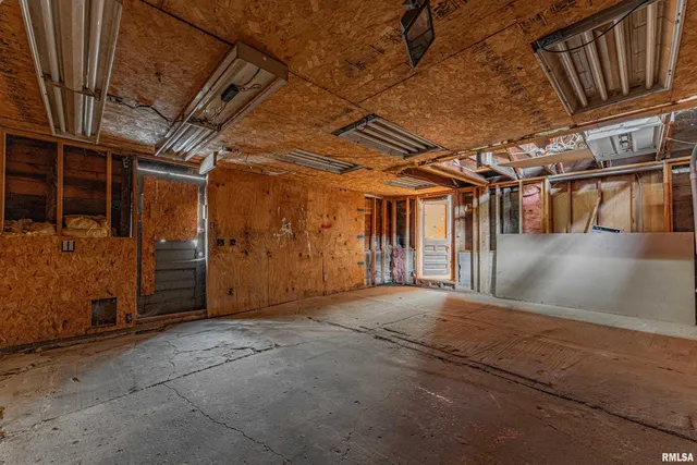 $35,000 | 210 North Beason Street, Lincoln, IL 62656