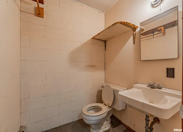 $35,000 | 210 North Beason Street, Lincoln, IL 62656