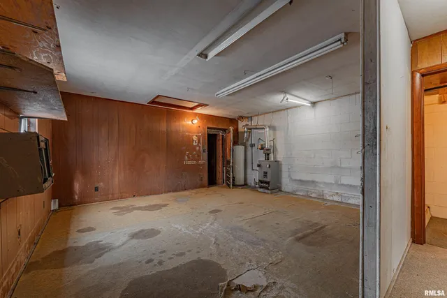 $35,000 | 210 North Beason Street, Lincoln, IL 62656