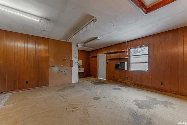 $35,000 | 210 North Beason Street, Lincoln, IL 62656