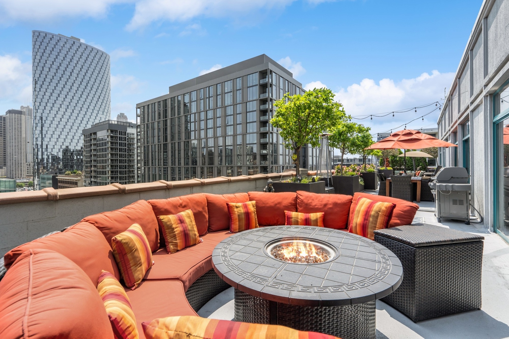 910 West Madison Street, Unit 904E Chicago, IL 60607 - Photo 2 of 64