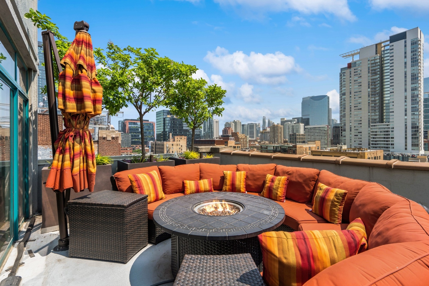 910 West Madison Street, Unit 904E Chicago, IL 60607 - Photo 27 of 64