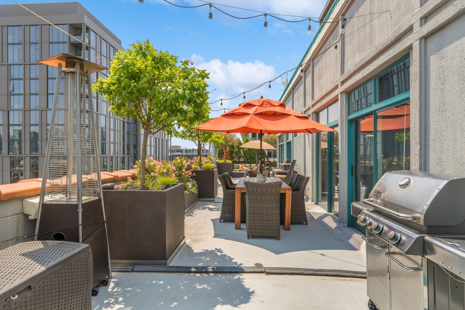 910 West Madison Street, Unit 904E Chicago, IL 60607 - Photo 3 of 64