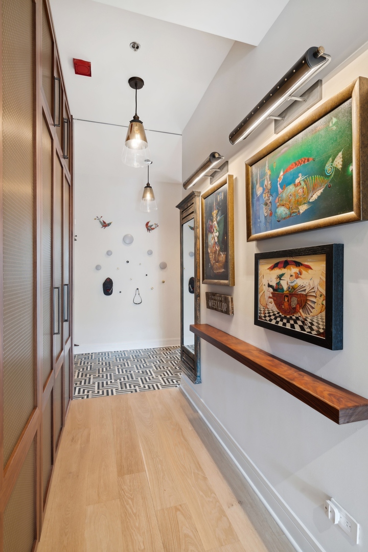 910 West Madison Street, Unit 904E Chicago, IL 60607 - Photo 48 of 64