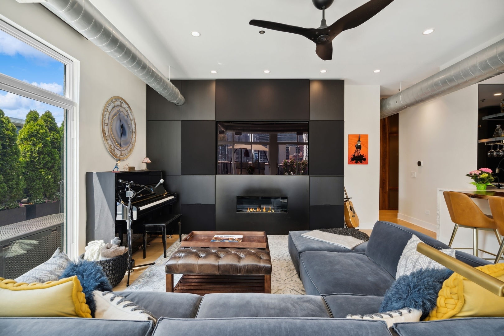 910 West Madison Street, Unit 904E Chicago, IL 60607 - Photo 7 of 64