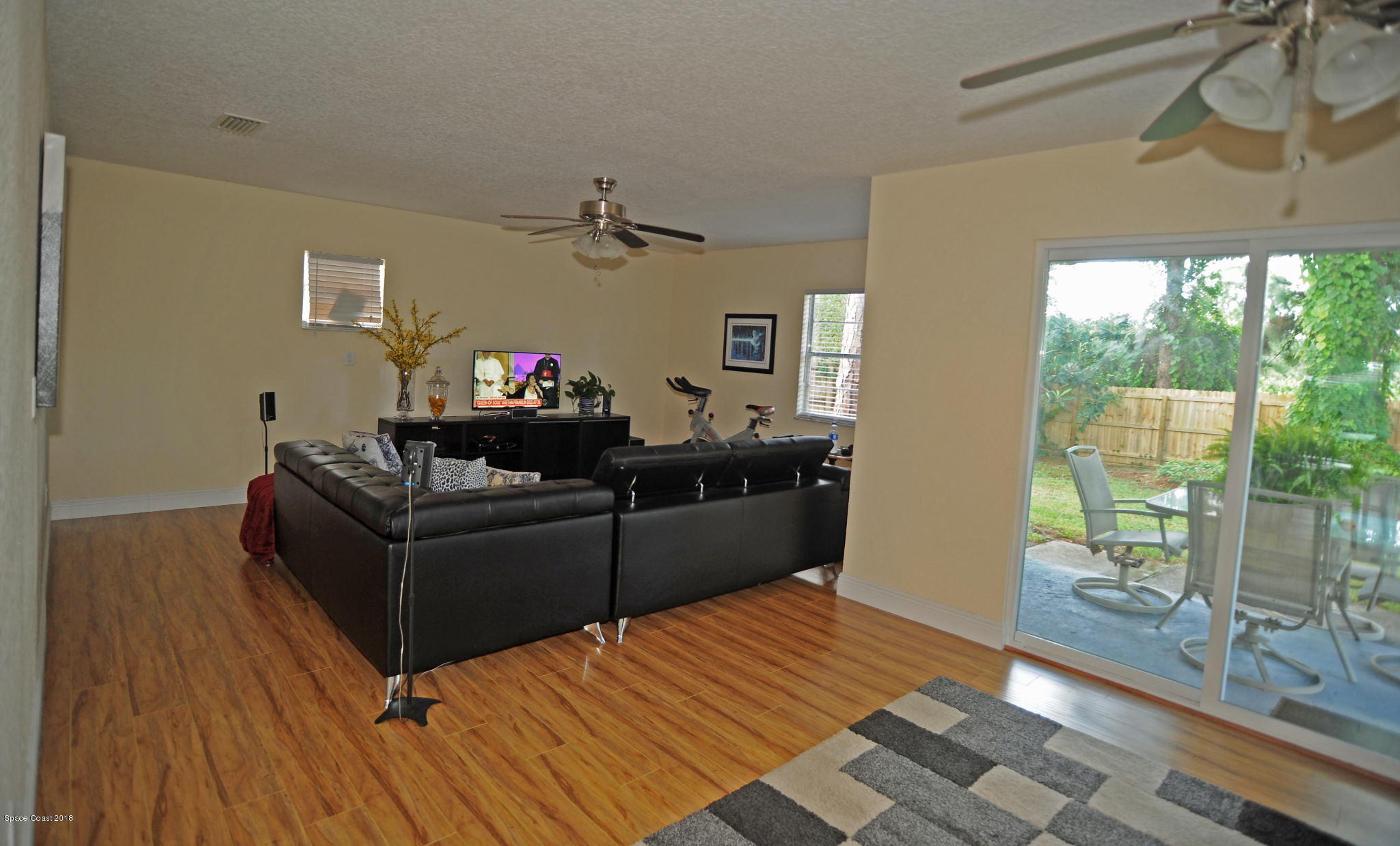 5277 Bridge Road Cocoa, FL 32927 - Photo 10 of 24 Lg. Family Room