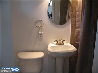 18 Great Oak Road Hamilton, NJ 08690 - Photo 9 of 12 Bathroom