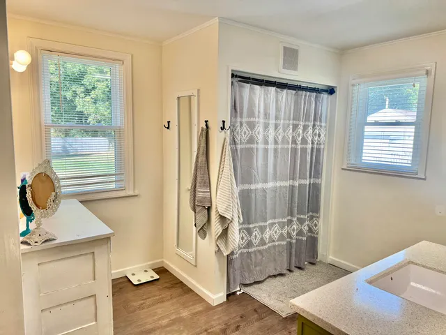 $209,900 | 321 North Street, Jonesville, MI 49250