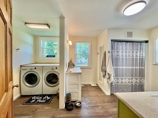 $209,900 | 321 North Street, Jonesville, MI 49250