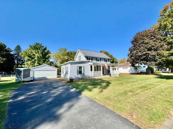$203,000 | 321 North Street, Jonesville, MI 49250